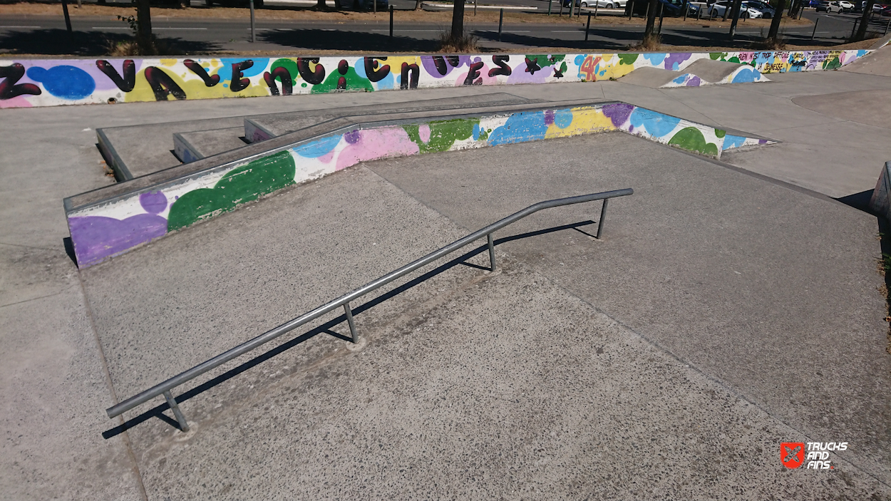 Aulnoy Lez Valenciennes skatepark